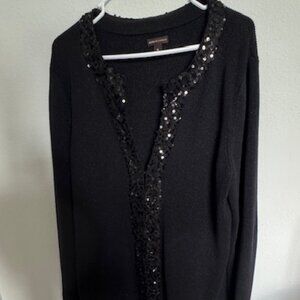 Dana Buckman Women's festive sweater